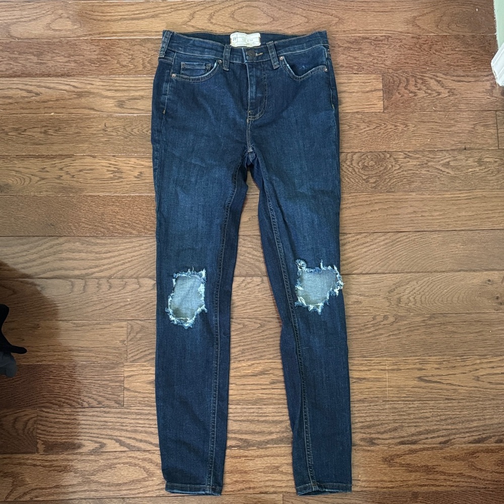 Free People dark wash skinny jeans - 26